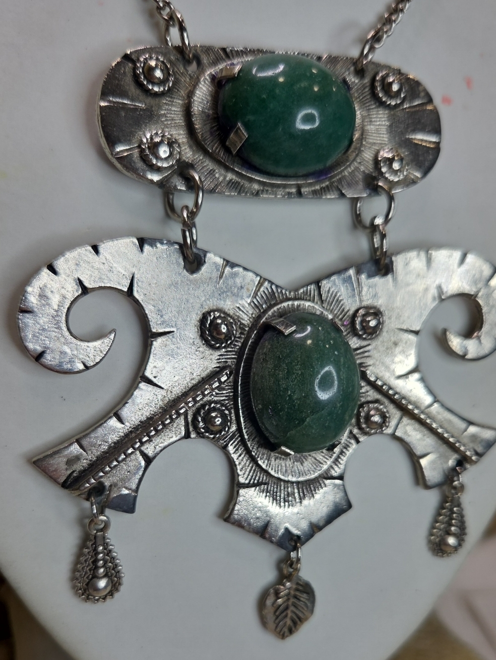 Silver-Tone Genuine Green Jade Stone Statement Necklace - Picture 3 of 10